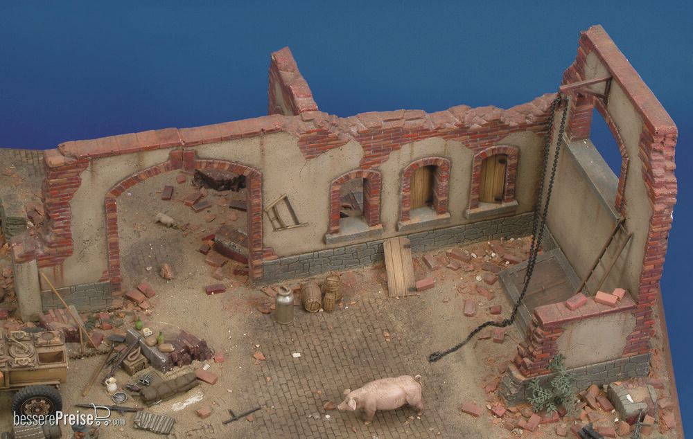 Royal Model RM006 - Farm ruin