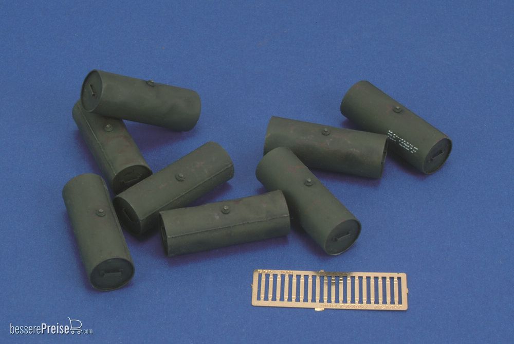 Royal Model RM499 - Fuel Tanks Russian tanks-WWII