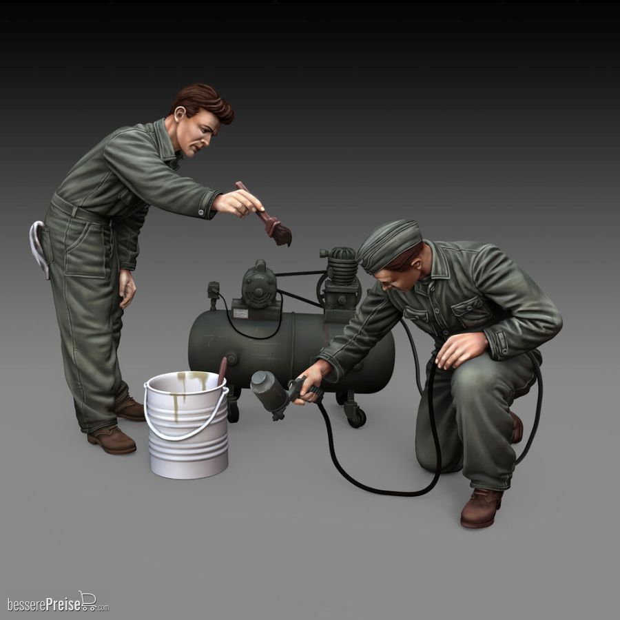 Royal Model RM896 - Soldiers painting