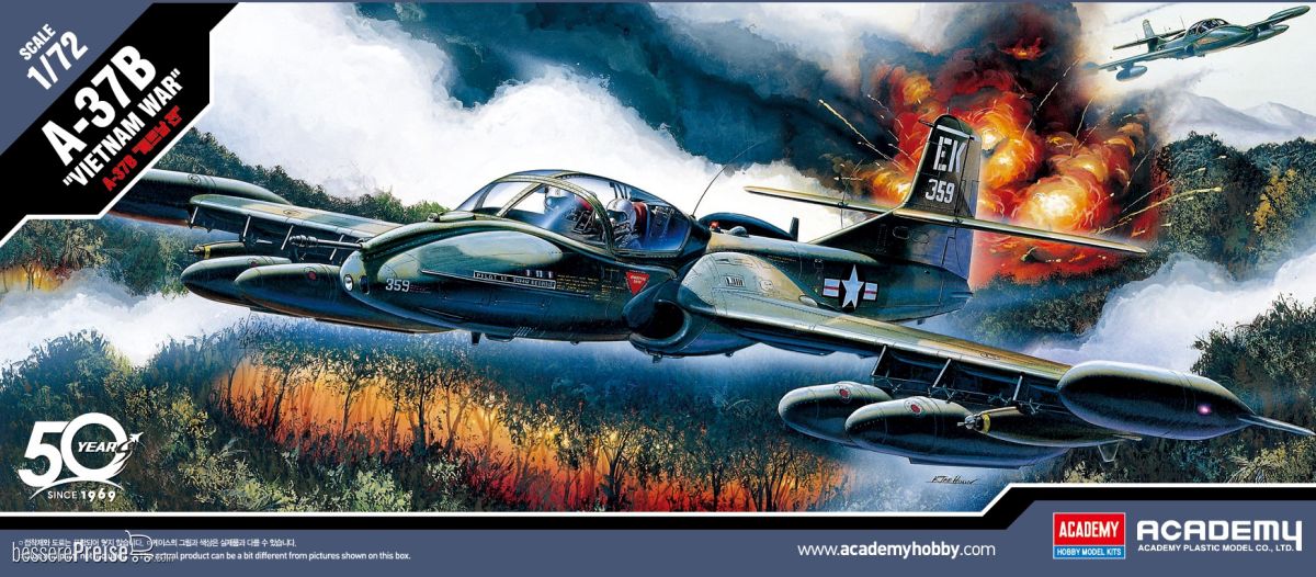 Academy 12461 - 1/72 A-37B