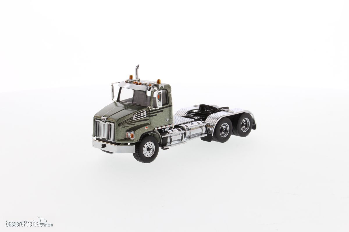 Diecast Masters 71038 - Western Star 4700SB Zugmaschine - Grau