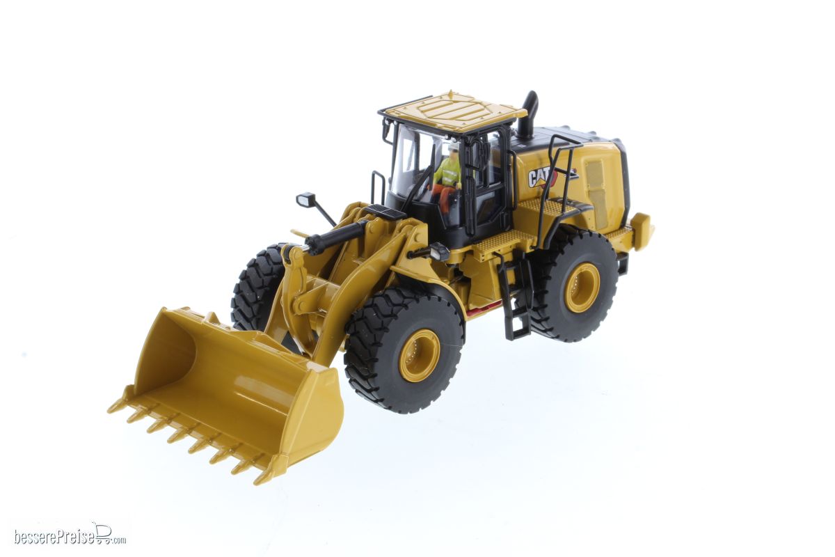 Diecast Masters 85686 - Caterpillar 966 Radlader