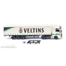 Wiking 053710 - Gardinenplanensattelzug (MAN TGX Euro 6c) ´Veltins´