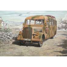 Roden 726 - Opel Blitz Omnibus W39 (Late WWII serv.) in 1:72