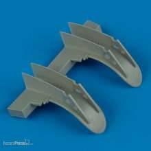 Quickboost QB48 325 - 1:48 Mosquito wheel fenders for Tamiya