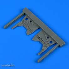 Quickboost QB48 943 - 1:48 Hawker Hurricane undercarriage covers for Airfix