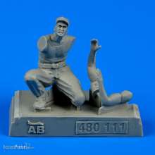 Aerobonus 480.111 - 1:48 U.S.Army aircraft mechanic WWII-PacificT