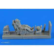 Aerobonus 480.159 - 1:48 Soviet Fighter Pilot w.ejection seat for Su-27 Flanker f.Academy