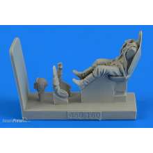 Aerobonus 480.16 - 1:48 Soviet Fighter Pilot w. seat for I-153