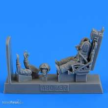 Aerobonus 480.237 - 1:48 Soviet Fighter Pilot with ejection seat for MiG-19 Farmer for Trumpeter/Eduard