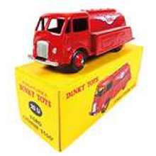 Atlas 2576-014 - Dinky Toys 25 U – Ford Citerne “Esso» Maßstab 1:58