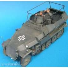 Hobby Fan HF580 - 1:35 German HG Panzer Div. Command Crew- 2Fig