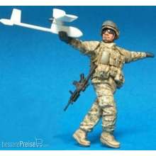 Hobby Fan HF589 - 1:35 U.S. Stryker Brigade OIF ACU Crew(4)1Fig