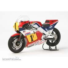 Tamiya 300014121 - 1:12 Honda NSR500 84