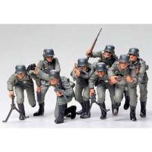 Tamiya 300035030 - 1:35 WWII Fig.-Set Dtsch. Infanterie (8)