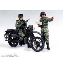 Tamiya 300035245 - 1:35 JGSDF Geländemotorrad (2)