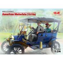 ICM 24013 - 1:24 American Motorists (1910s)(1male,1female figures)