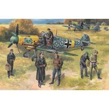 ICM 48803 - 1:48 Bf 109F-2 with German Pilots and Ground Personnel