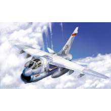 Hobby Boss 80344 - 1:48 A-7D Corsair II