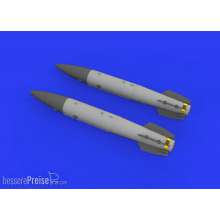 Eduard Accessories 648460 - B43-1 Nuclear Weapon w/SC43-3/-6 tail assembly in 1:48