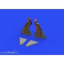 Eduard Accessories 648637 - Tempest Mk.II undercarriage legs BRONZE 1/48 for EDUARD/SPECIAL HOBBY in 1:48