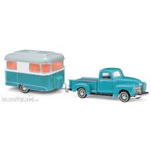 Busch 48243 - Chevrolet Pick-up, + Nagetusch Wohnwagen