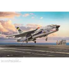 Italeri 510001456 - 1:72 F-8E Crusader