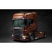 Italeri 510003897 - 1:24 Scania R730 V8 Black Amber