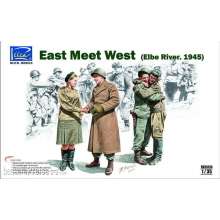 Riich Models RV35014 - East meet West (Elbe River.1945) in 1:35