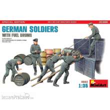 MiniArt 550035366 - 1:35 Fig. Soldaten m. Kraftstofffäs. (5)