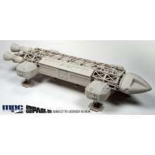 Round2 592825 - 1/48 Space 1999: Eagle Transporter