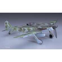 Hasegawa 608069 - 1/32 Focke-Wulf FW 190 D9 J150