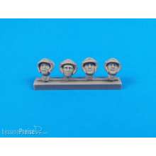 CMK 129-F32320 - Universal Military Pilot Heads w/helmets (8 pcs) in 1:32