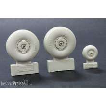 Plus model AL4066 - C-47 Skytrain wheels with cover in 1:48