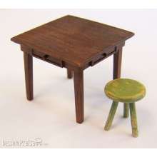 Plus model EL048 - Table and seat in 1:35