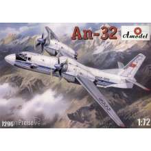 Amodel AMO7296 - 1:72 Antonov An-32 Soviet transport aircraft