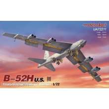 Modelcollect UA72211 - 1:72 B-52H U.S. Stratofortres strategic Bomber