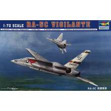 Trumpeter 01616 - 1:72 RA-5C Vigilante