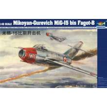 Trumpeter 02806 - 1:48 MiG-15 bis Fagot