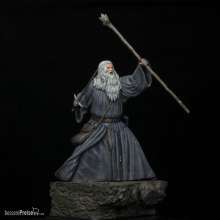 SD Toys SDTTLR25577 - Herr der Ringe PVC Figur Gandalf in Moria 18 cm