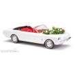 Busch 47527 - Ford Mustang Cabrio, Hochzeit + Girlande