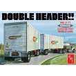 Round2 591132 - 1/25 Double Header Tandem Van Trailer