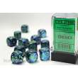 Chessex Würfel CHX27696 - Lustrous™ Dark Blue w/green Signature™ 16mm d6 with pips Dice Blocks™ (12 Dice)