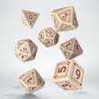 Q-Workshop QWSSRQU87 - RuneQuest Beige & burgundy Dice Set (7)